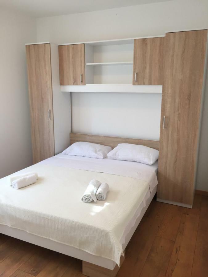 Kaštela Apartman Visic 1692 מראה חיצוני תמונה